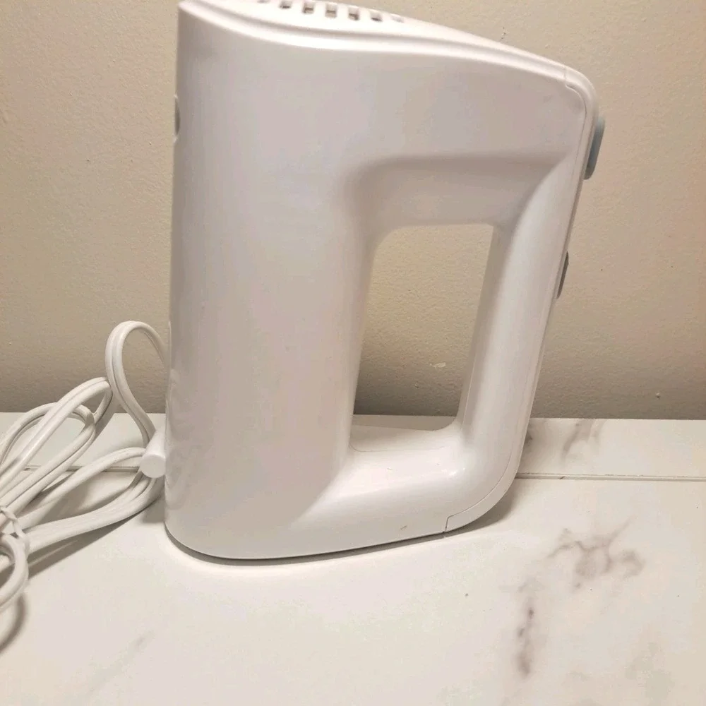 Mainstays 5-Speed Corded Hand Mixer with 2 Beaters Open Box Tested Working!